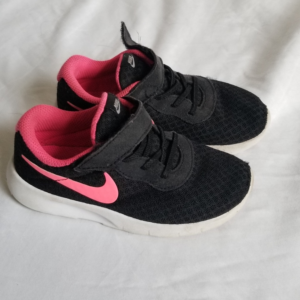 Nike kids sneakers girls
